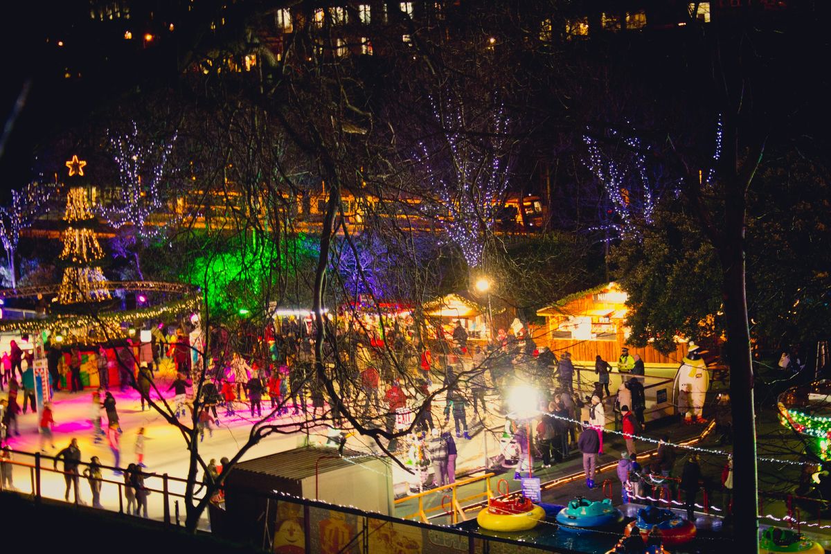 Unique Things to do at the Edinburgh Christmas Markets