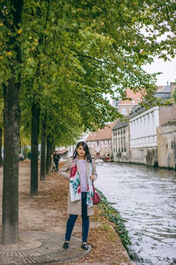 Bruges City Guide + Tips on Buying Chocolate
