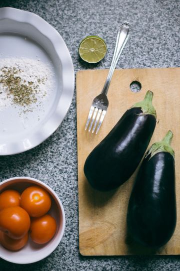 Aubergine Chips with Smokey Tomato Compote