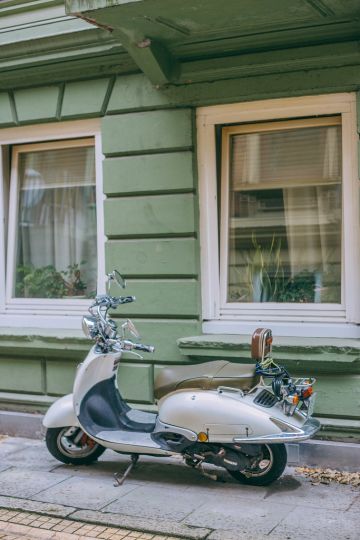 Hamburg Travel Guide: Off the Beaten Track