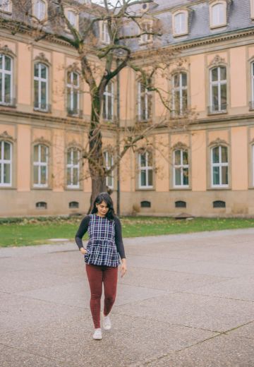 Stuttgart Travel Guide: Christmas Edition Cover Image