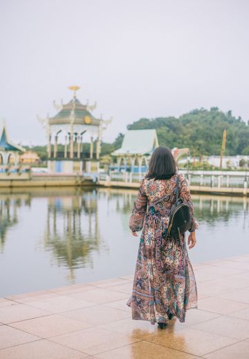 24 hours in Brunei Cover Image