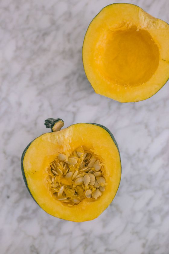 Mediterranean Roasted Acorn Squash Recipe