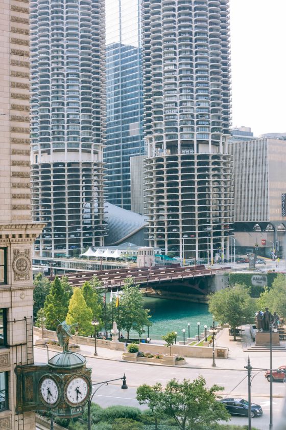 Downtown Chicago Travel Guide with Kimpton's Hotel Monaco