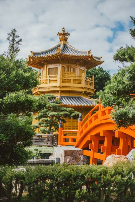 Chi Lin Nunnery and Nan Lian Garden