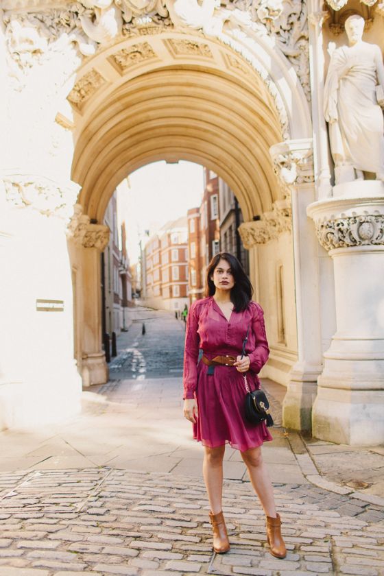 How to Nail the 70s Outfit Trend