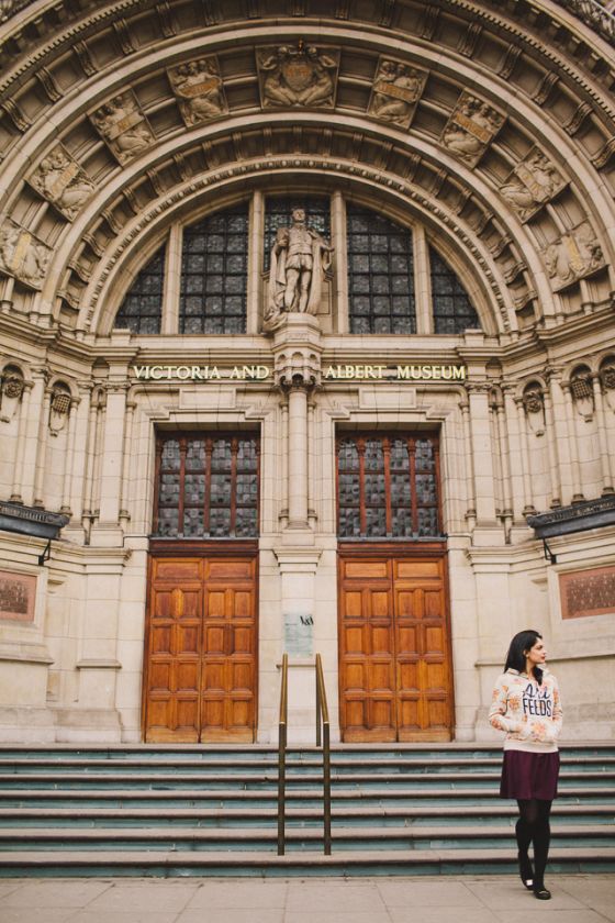 Victoria & Albert Museum with Art Feeds