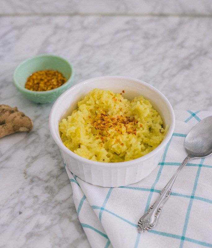 Kitchri – Yellow Lentil Rice (Gujarati Recipe)