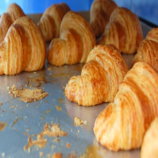 Croissant de mantequilla