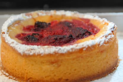 Tartelettes de crème pâtissière à la myrtille, framboise, chocolat, fruit de la passion, pêche – Image 5