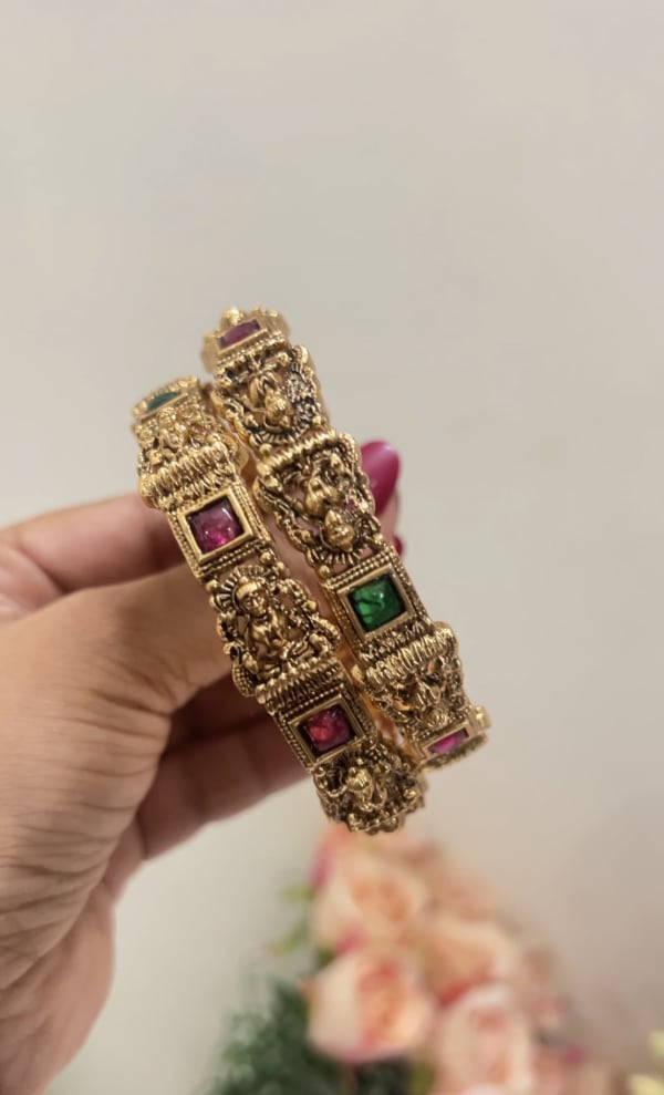 Royal temple bangle setπ Angle View - Nethiel Jewelry