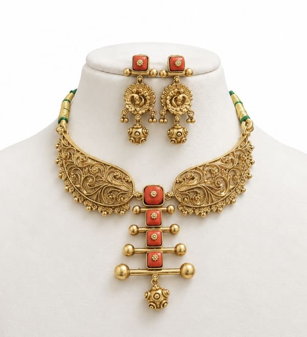 β¨ Coral Hasli β Antique Gold Elegance β¨ - Nethiel Jewelry