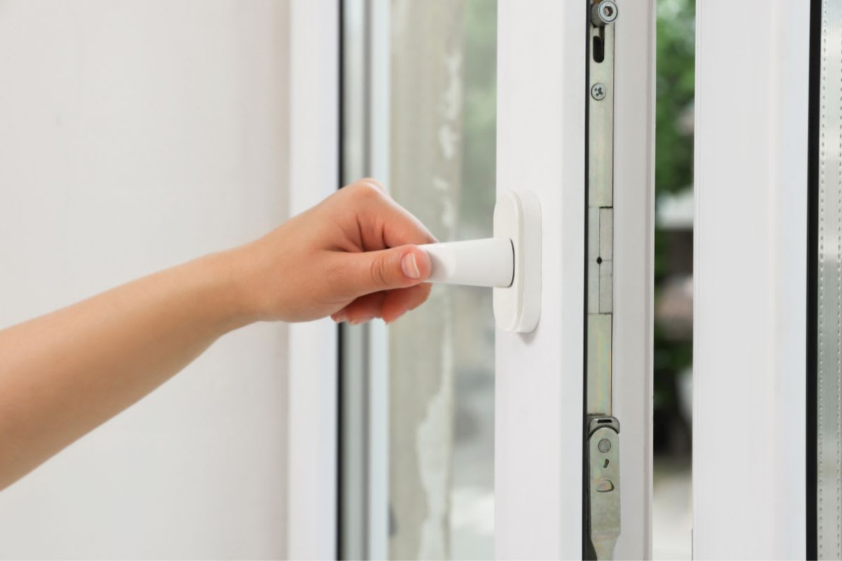 What Is A Casement Window? Find Out & Upgrade!