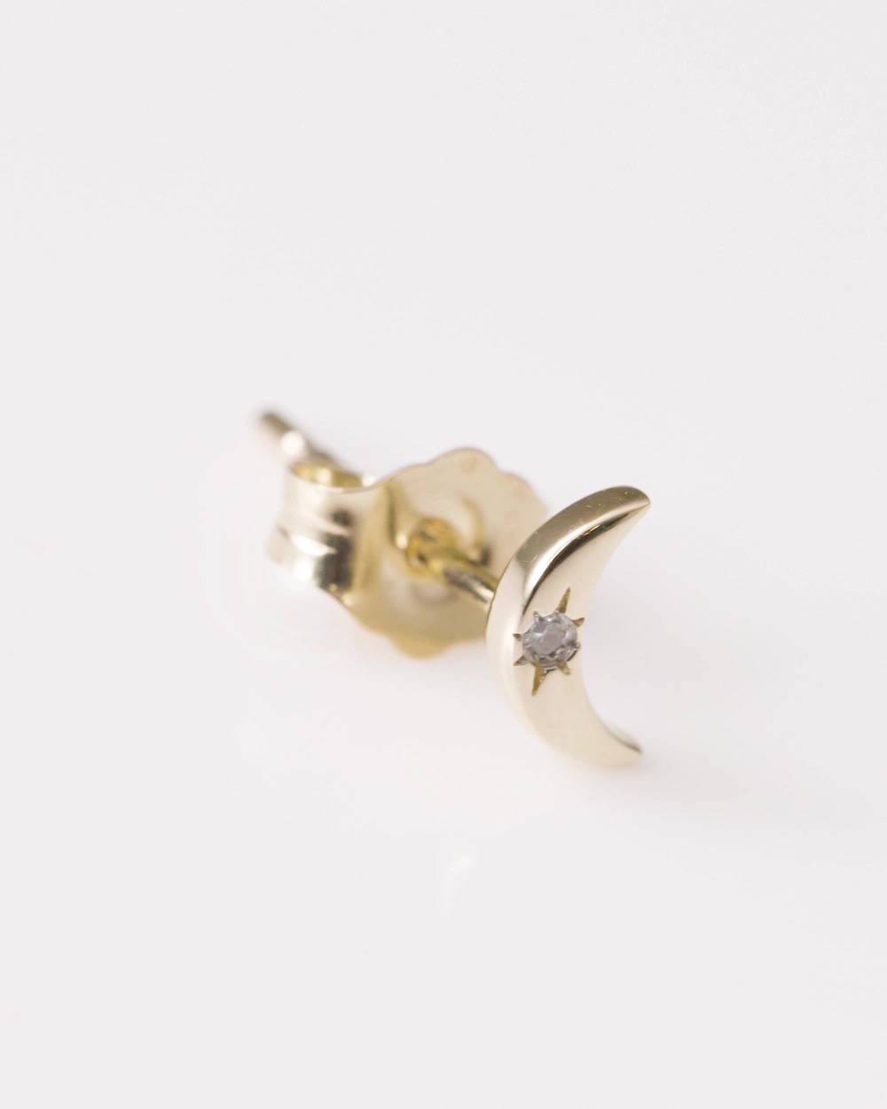 Little Star-9ct Yellow Gold Diamond Moon Stud Earrings   | Childrensalon