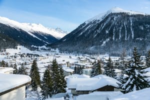 Sicht von Davos aud die umliegenden Berge