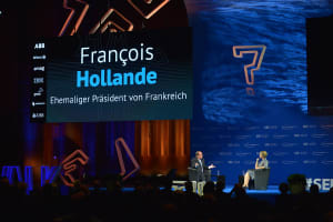 Ehemaliger Präsident Frankreichs François Hollande spricht am SEF 2020