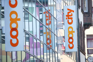 Foto eines Coop City Gebäudes