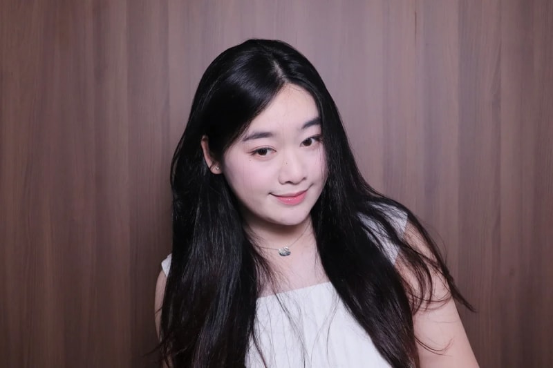 Khách chụp tại Phòng Noir, tấm 4