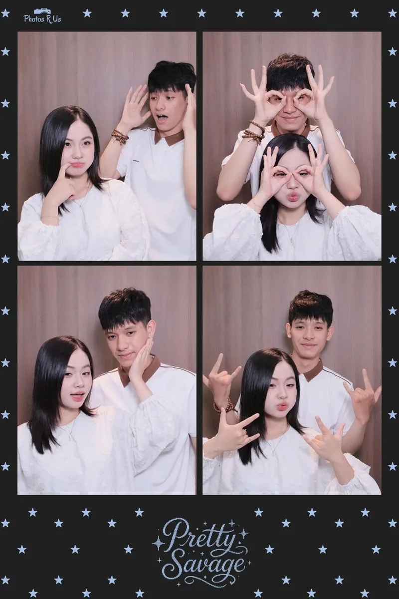 Khách chụp tại Phòng Noir, tấm 13