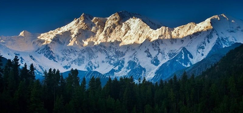 Summit-Nanga-Parbat-with-Chkar-Guide