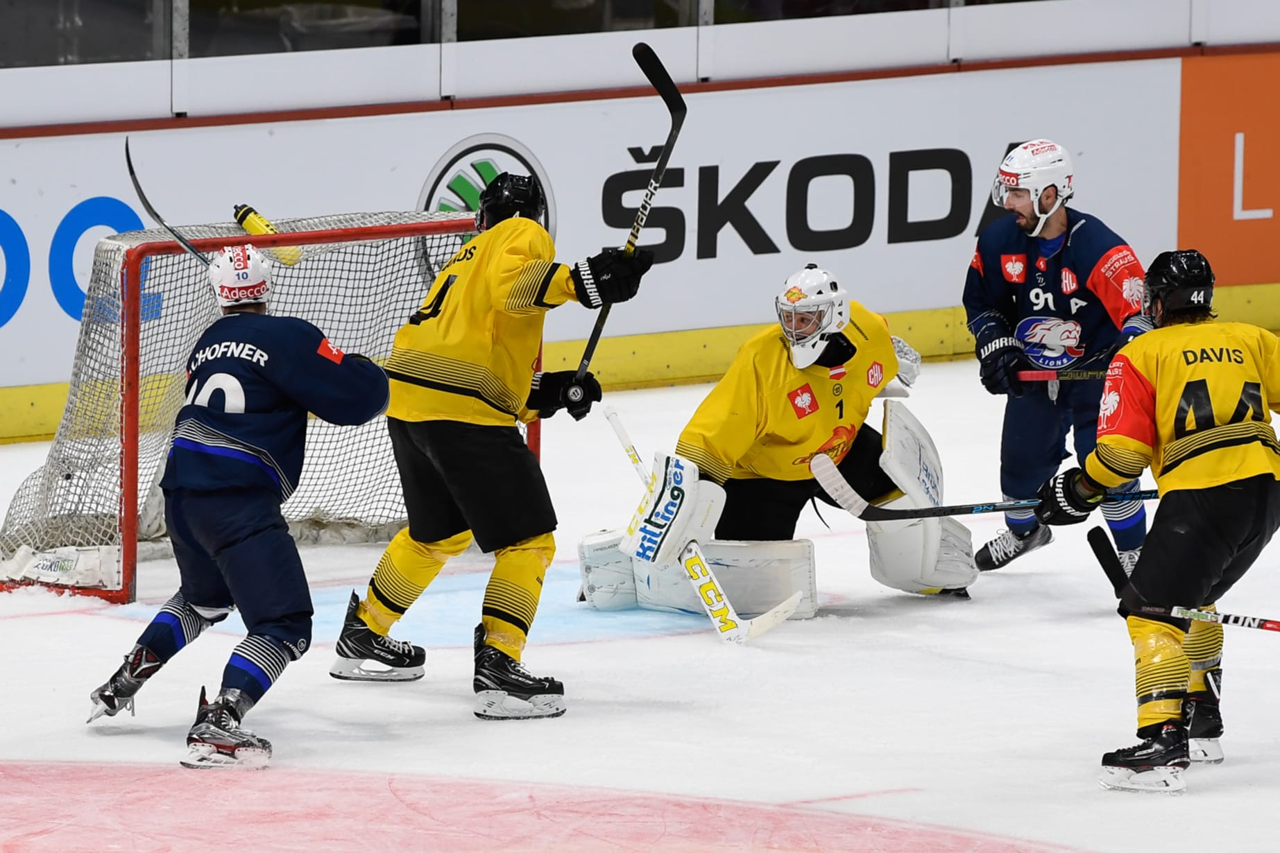 Znalezione obrazy dla zapytania vienna capitals zsc lions chl