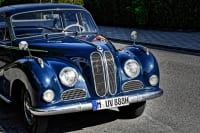 Blauer BMW Oldie 