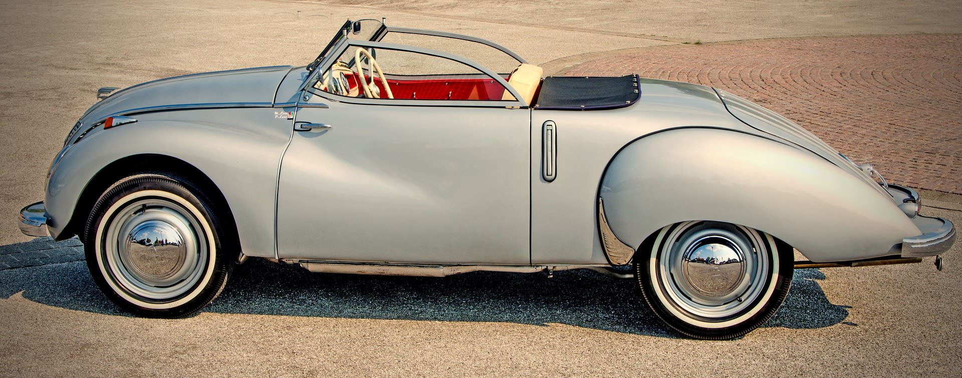 Oldtimer von der Seite