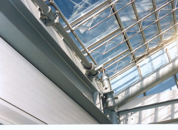 MINI als Gewächshaus Fensteröffner - GROB GmbH Antriebstechnik