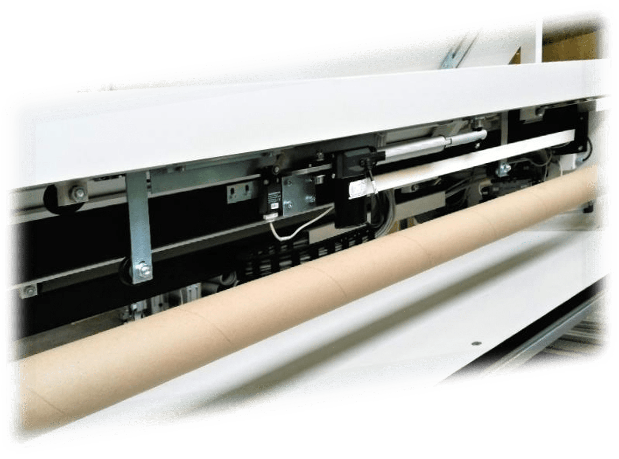 Apparel industry - linear actuator - GROB Drive Technology