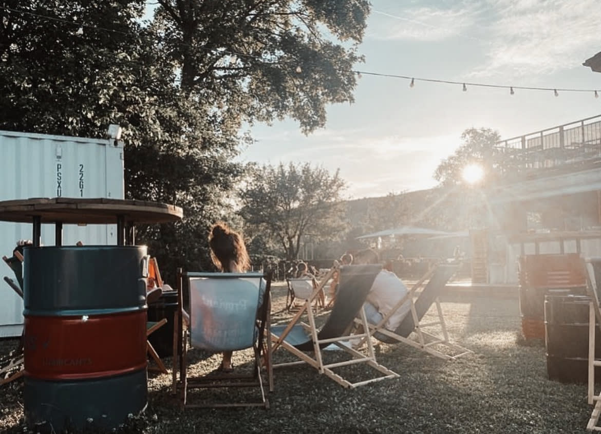 LOOP-am-Neckar-Mundelsheim-Relax-Abendsonne