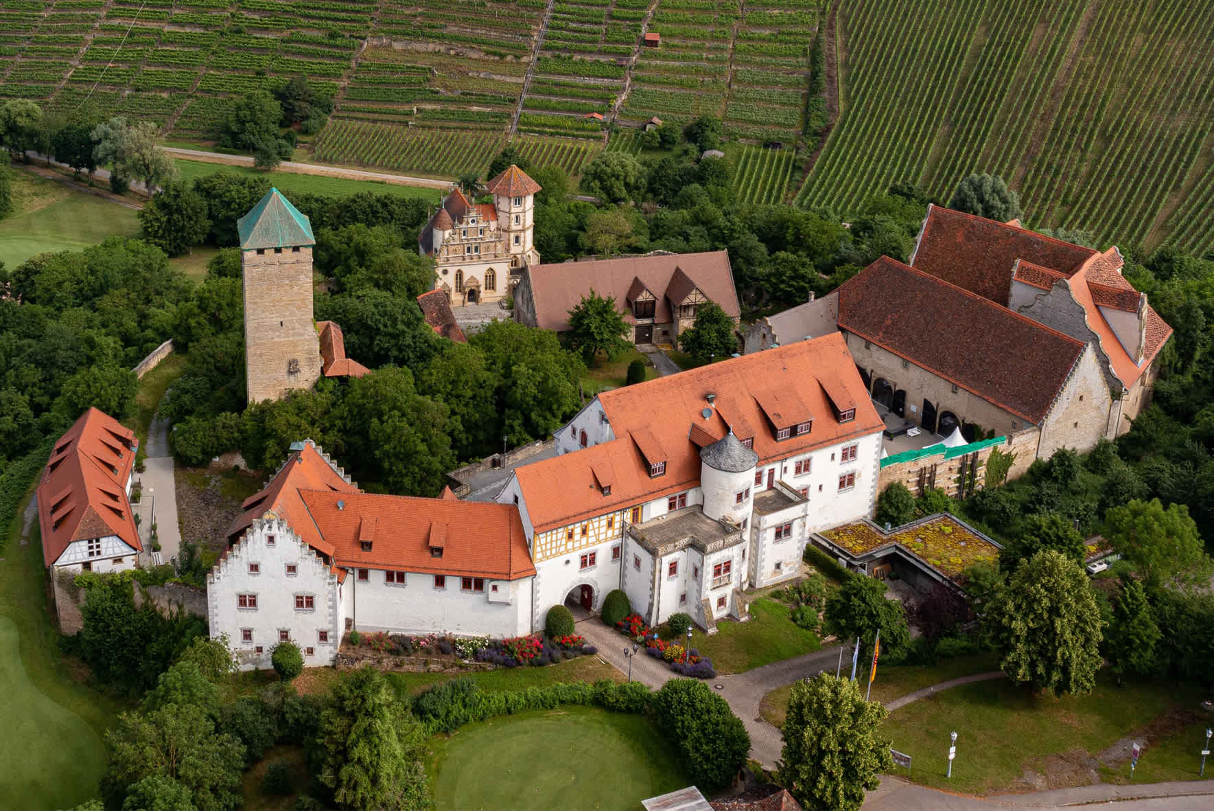 Mayer-Erligheim-Location-Schloss-Liebenstein-von-oben