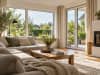 Helles Wohnzimmer mit Gartenausblick