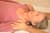 Craniosacral Healing Ausbildung Seminar - Ramraj Löwe bringt eine Teilnehmerin zur Tiefenentspannung