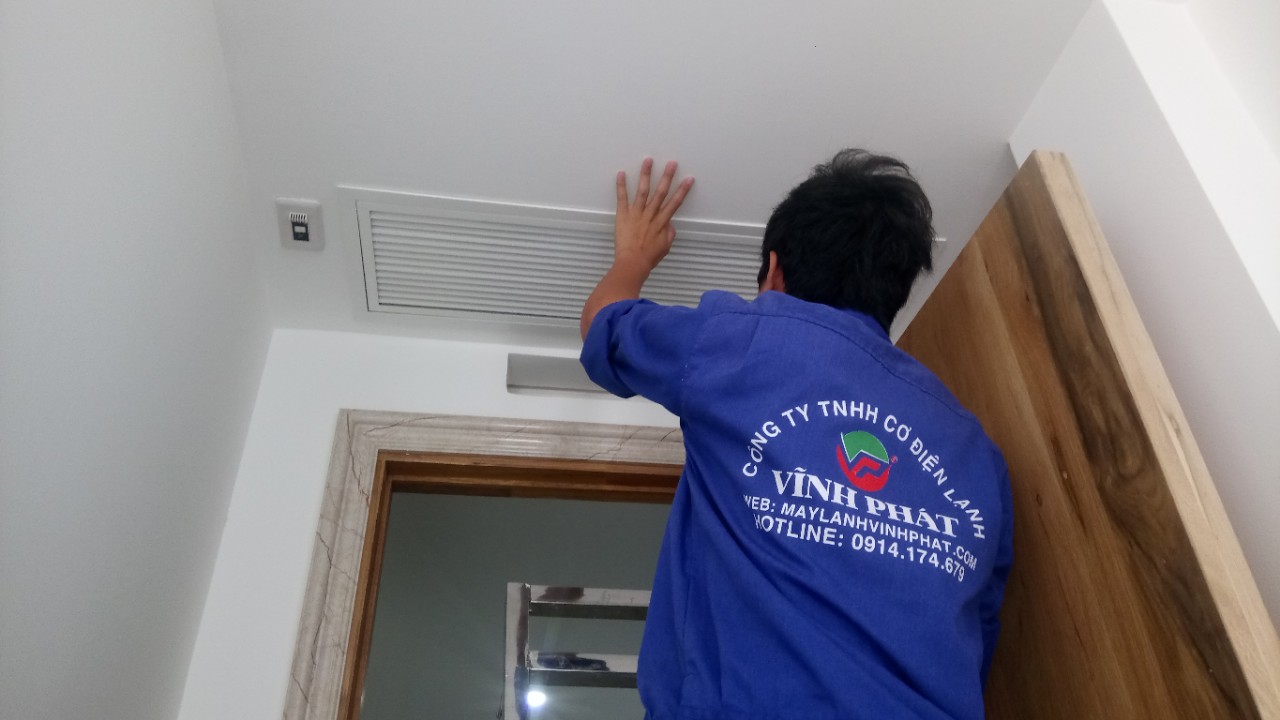 Máy lạnh giấu trần nối ống gió Daikin 2HP và 1 số hình ảnh thi công thực tế