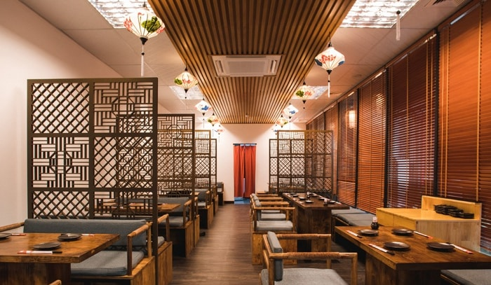 Chuyên lắp đặt máy lạnh âm trần cho nhà hàng tiệc cưới uy tín, đẹp, giá rẻ trọn gói