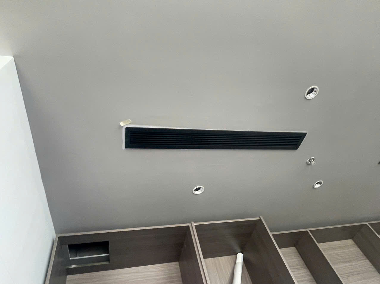 Yên tâm khi sử dụng Máy lạnh giấu trần công nghệ DAIKIN với dịch vụ bảo hành chính hãng