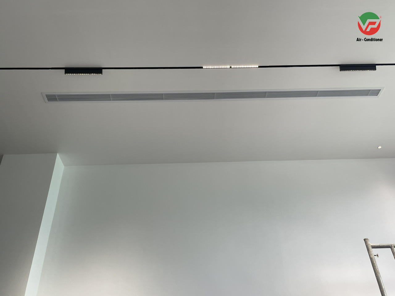 Máy lạnh giấu trần DAIKIN giá rẻ cho Nhà phố với ưu thế tiết kiệm năng lượng