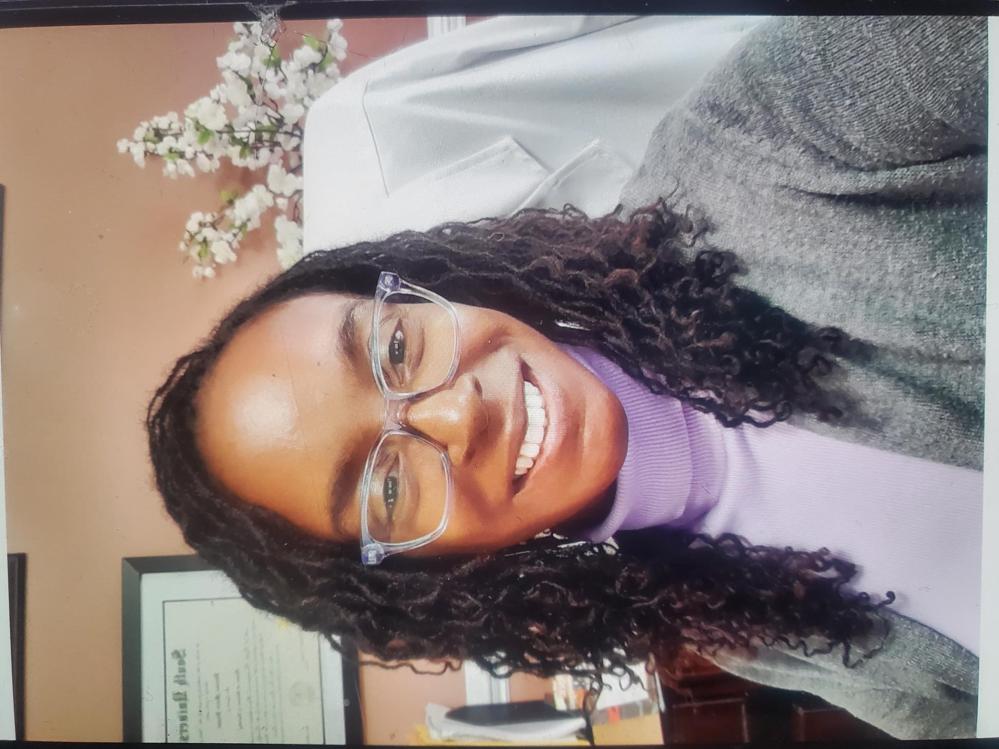 Shenise Seabrook PMHNP is a therapist serving WA.