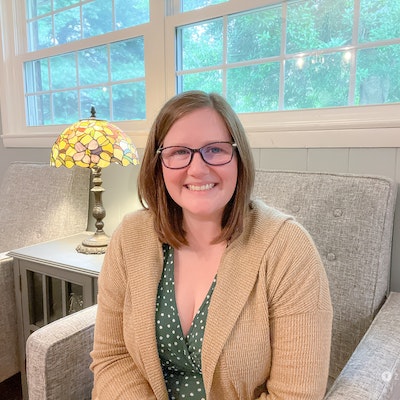 Sarah Whitledge LICSW is a therapist serving VT, KY, TN and FL.