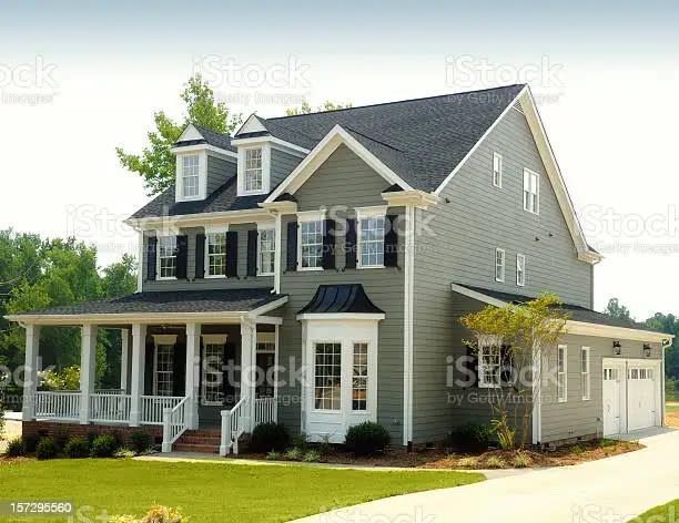 Situated in a beautiful location with nice view and a pool.