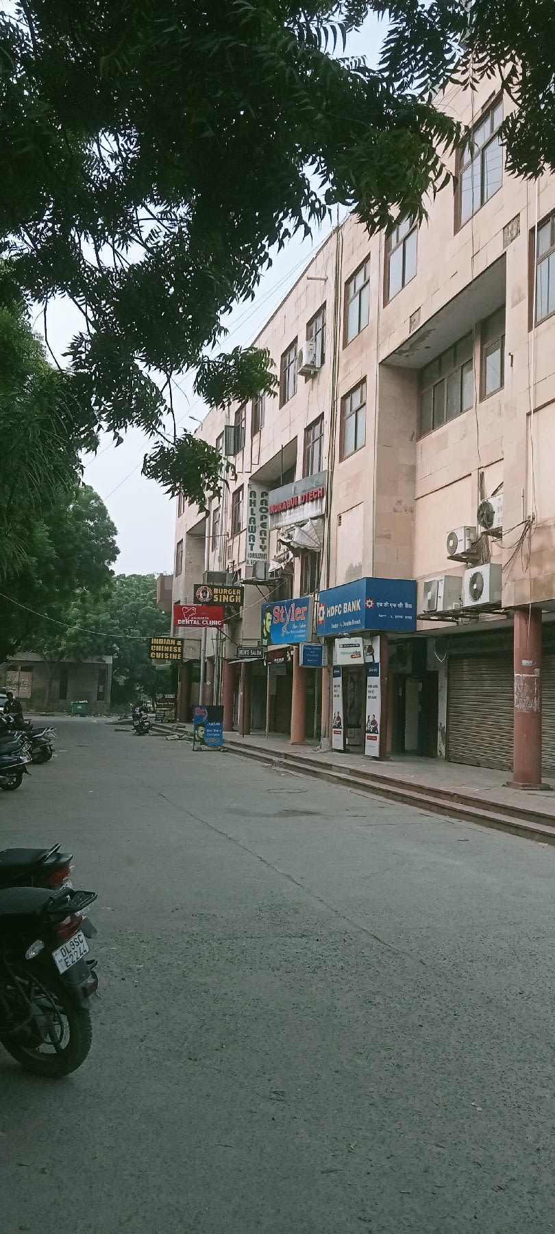 Dwarka sec 4 Market DDA Property