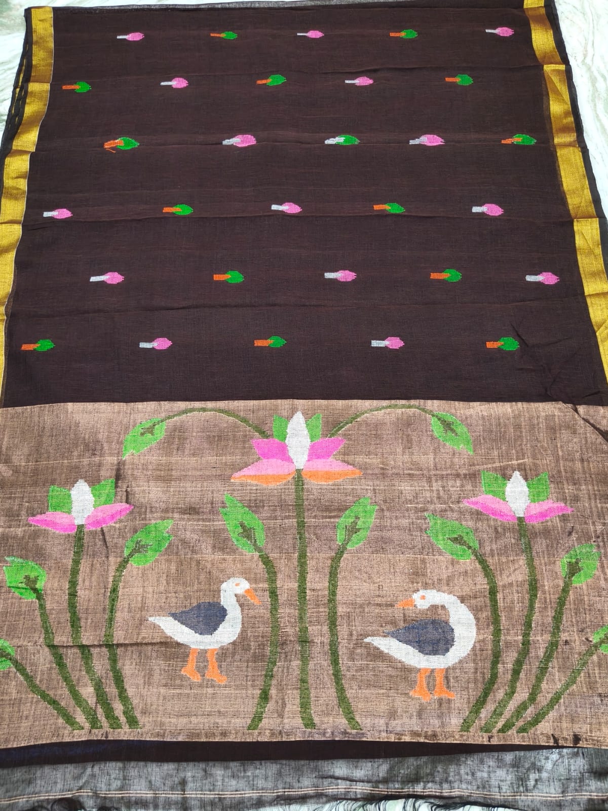 Pure Linen Jamdani Saree with Swan Motif Pallu – Blouse Piece, Multi Color