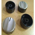 Bouton inox et noir 12h par 4 Bouton inox et noir 12h par 4 image