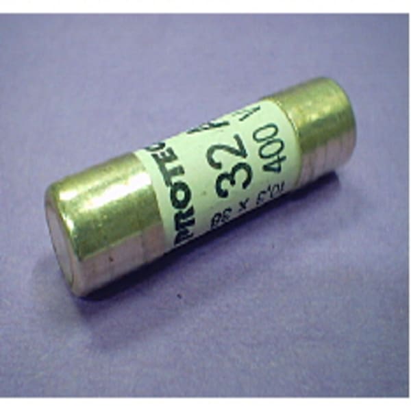 Fusible 32a 10,3x38mm par 3 grand format (1 / 1)
