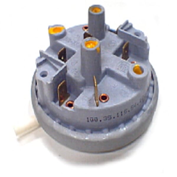 Pressostat 2 niveaux 00158100 grand format (1 / 1)