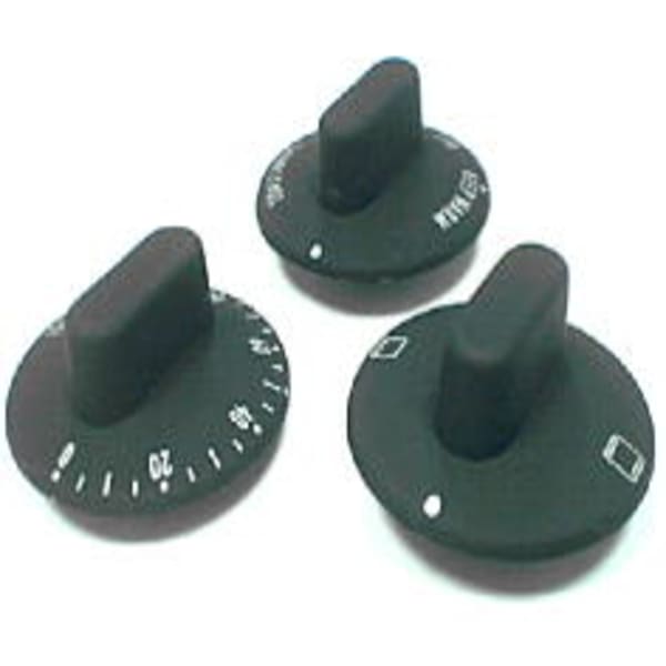 Boutons noirs par 3 grand format (1 / 1)