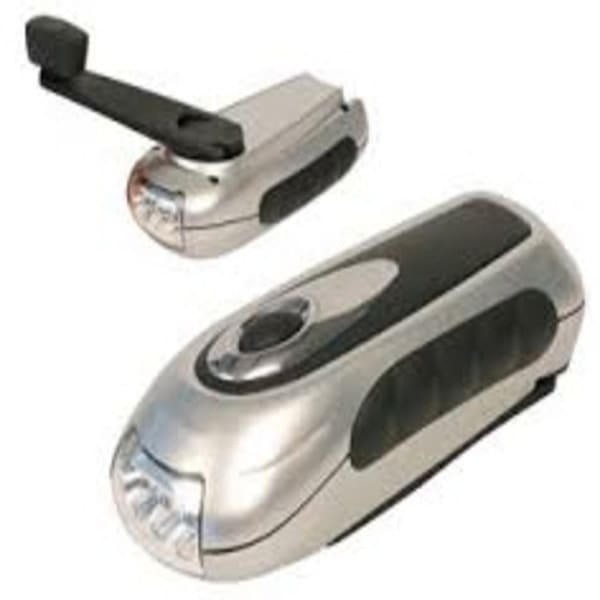 Lampe  a dynamo - 3 leds - extra plate grand format (1 / 1)
