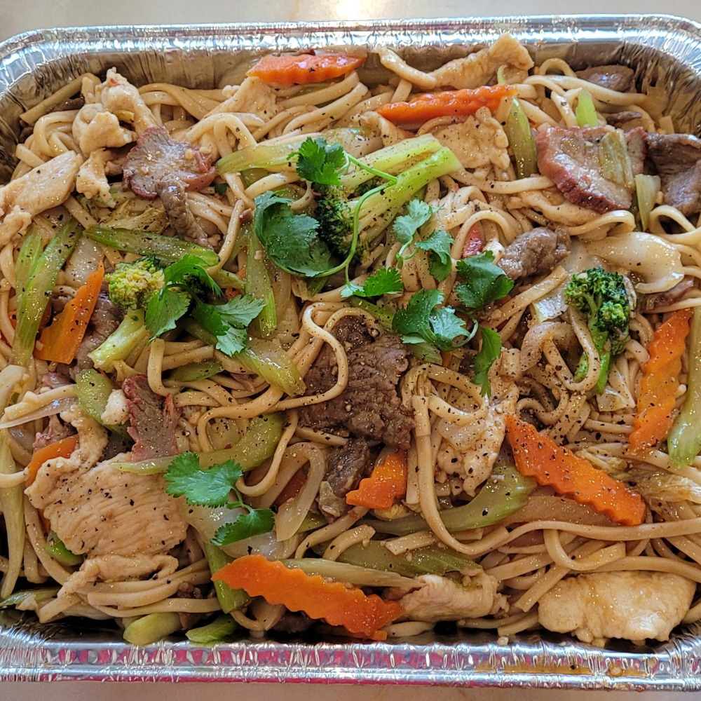 BBQ Pork w/ Egg Noodles - Tray of Lo Mein (beef, chicken, or pork)