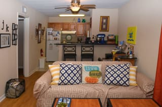 CBU Avery Apartments Living room