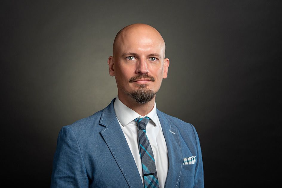 Dr. James B. Harr, III